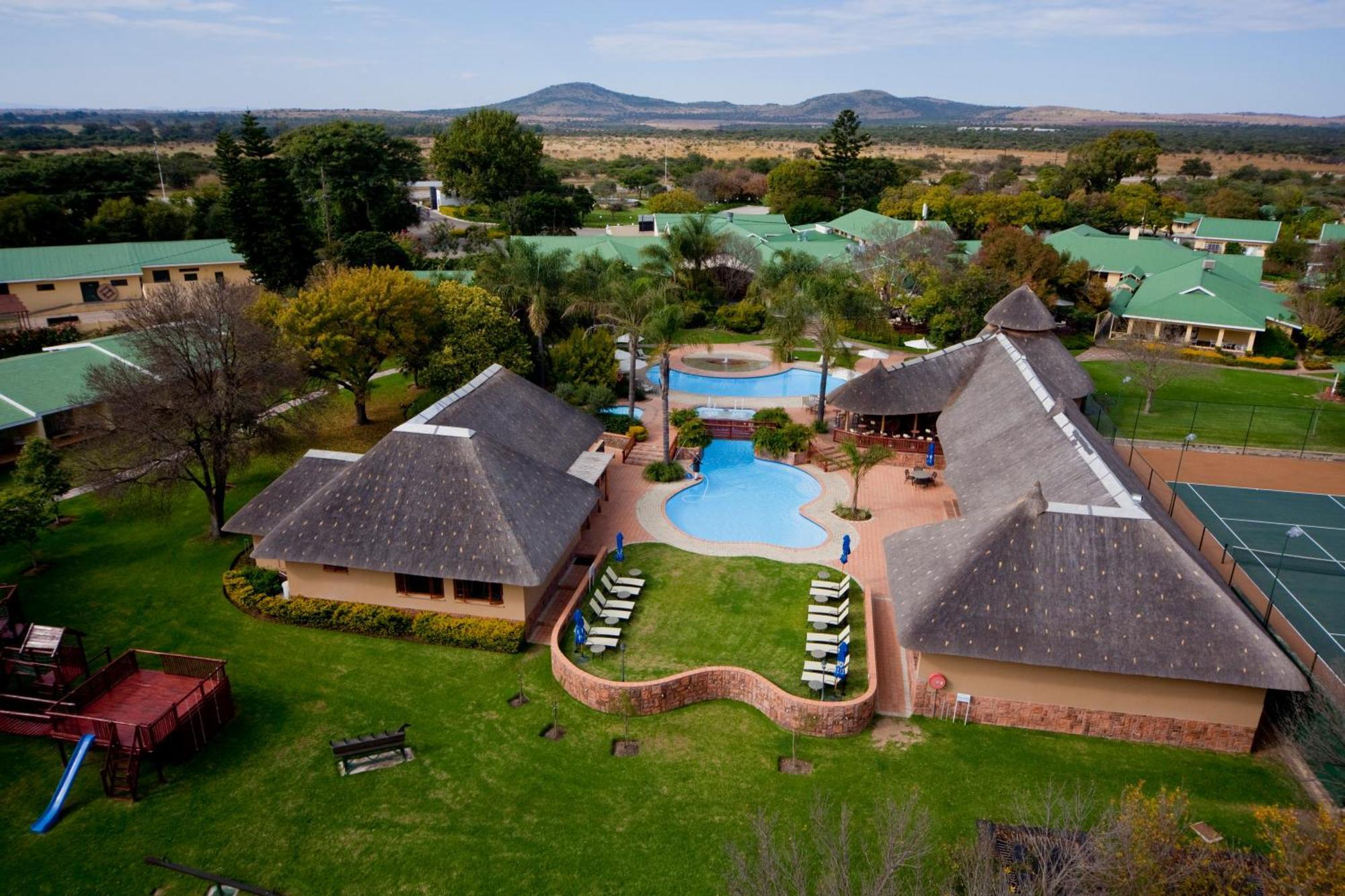 Protea Hotel By Marriott Polokwane Ranch Resort Esterno foto